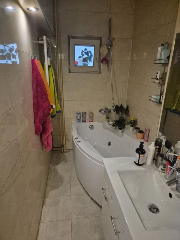 Ap. 3 camere • Sector 4