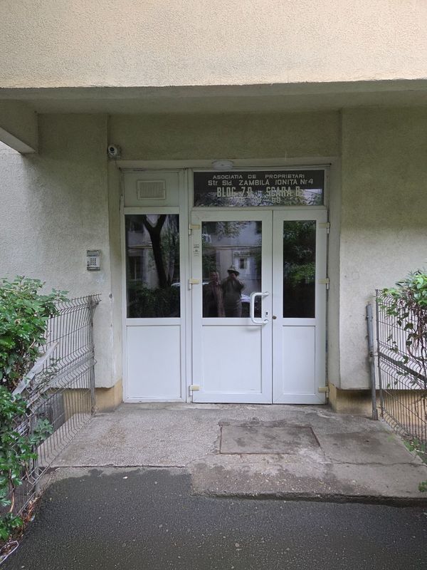 Ap. 3 camere • București