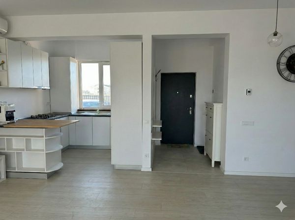 Casă/Vilă 4 camere • Tunari