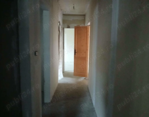 Casă/Vilă 5 camere • Ivanda