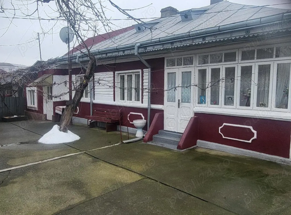 Casă/Vilă 3 camere • Târgu Frumos