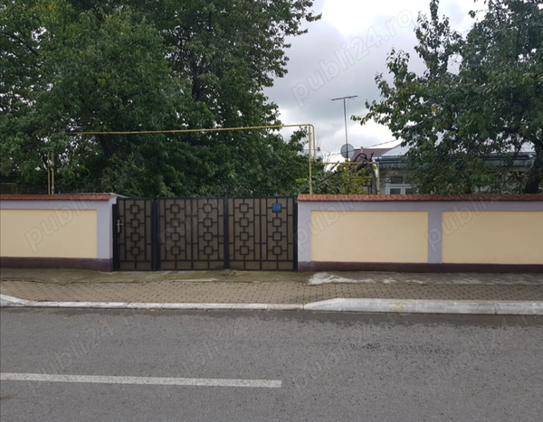 Casă/Vilă 3 camere • Târgu Frumos