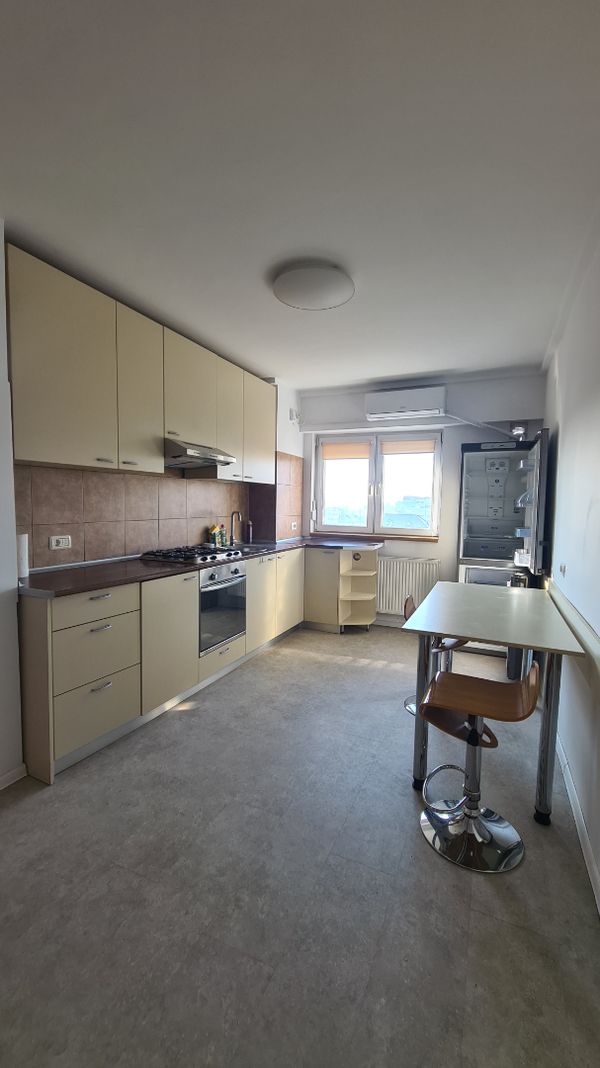 Ap. 3 camere • Sector 2