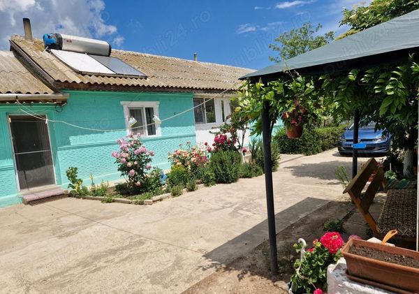 Casă/Vilă 3 camere • Corbu