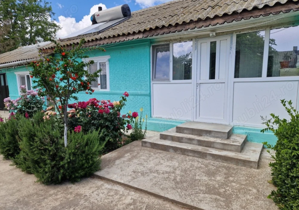 Casă/Vilă 3 camere • Corbu