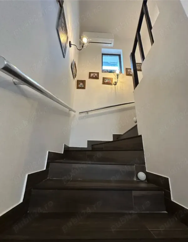 Casă/Vilă 4 camere • Berceni