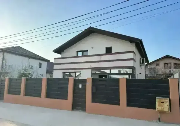 Casă/Vilă 4 camere • Berceni
