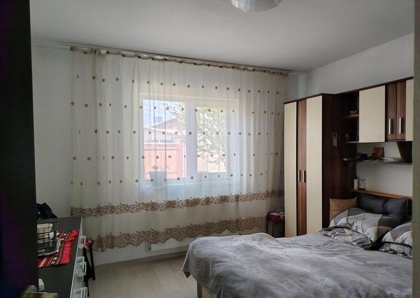 Casă/Vilă 3 camere • Glina