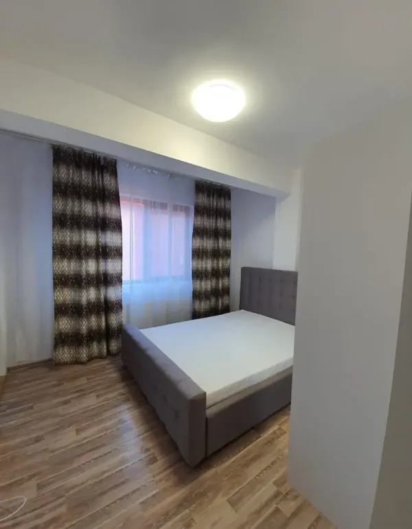 Ap. 2 camere • Roșu