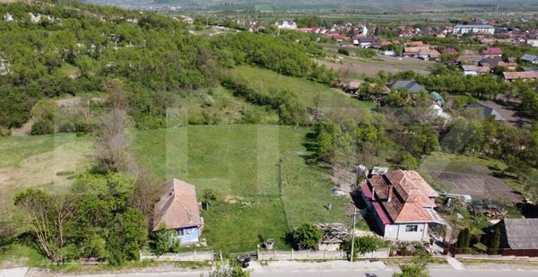 Casă/Vilă 4 camere • Bonțida