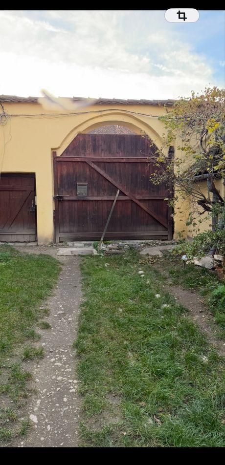Casă/Vilă 4 camere • Brașov