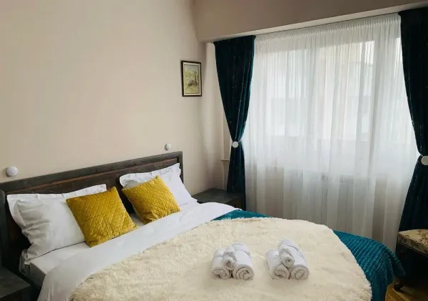 Ap. 3 camere • București
