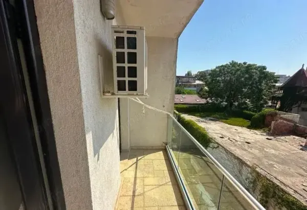 Ap. 3 camere • București