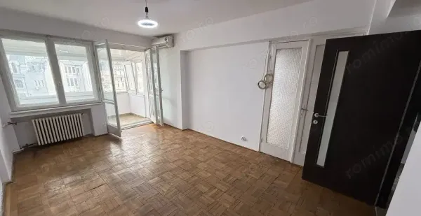 Ap. 3 camere • București