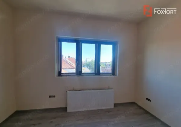 Casă/Vilă 4 camere • Moșnița Nouă